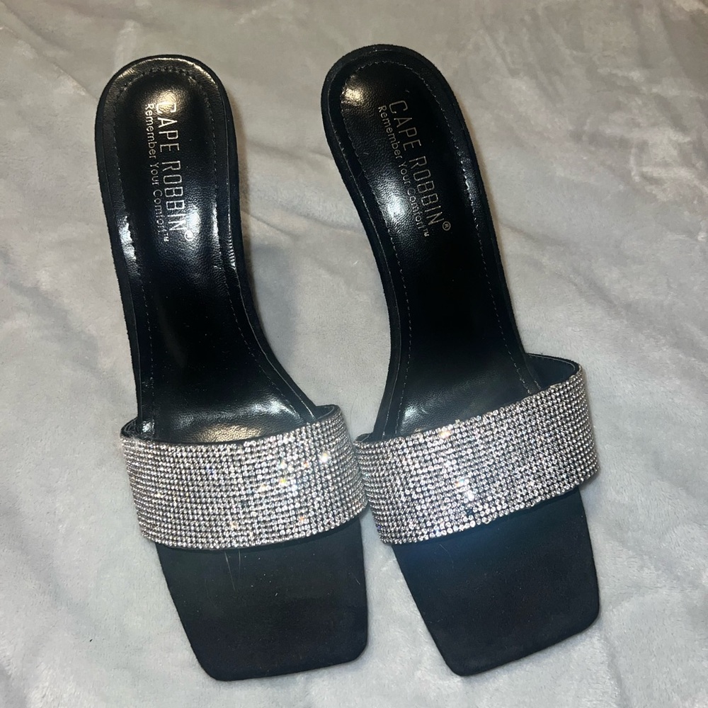 Forever 21 Cape Robbin Black Rhinestone Heels